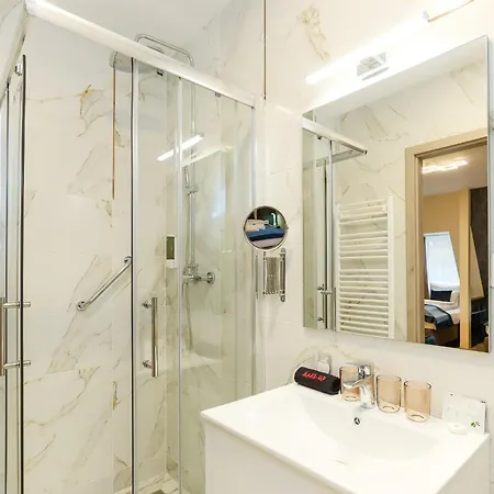 Lumen Gasztropanzio Bed & Breakfast 4*